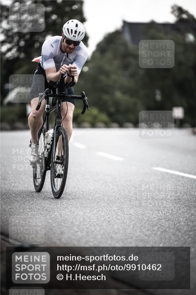 21.06.2026 - 29. Vierlanden-Triathlon H.Heesch http://msf.ph/oto/9910462 21.06.2026 09:33:16 Radfahren 68 meine-sportfotos.de