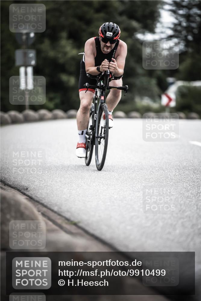 21.06.2026 - 29. Vierlanden-Triathlon H.Heesch http://msf.ph/oto/9910499 21.06.2026 12:00:04 Radfahren 217, 227, 753, 770, 883 meine-sportfotos.de