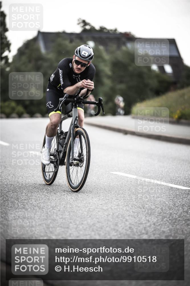 21.06.2026 - 29. Vierlanden-Triathlon H.Heesch http://msf.ph/oto/9910518 21.06.2026 09:33:57 Radfahren 40, 47, 96, 101, 153, 187 meine-sportfotos.de