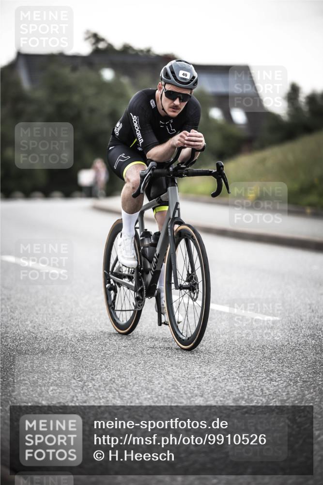 21.06.2026 - 29. Vierlanden-Triathlon H.Heesch http://msf.ph/oto/9910526 21.06.2026 09:33:57 Radfahren 40, 47, 96, 101, 153, 187 meine-sportfotos.de