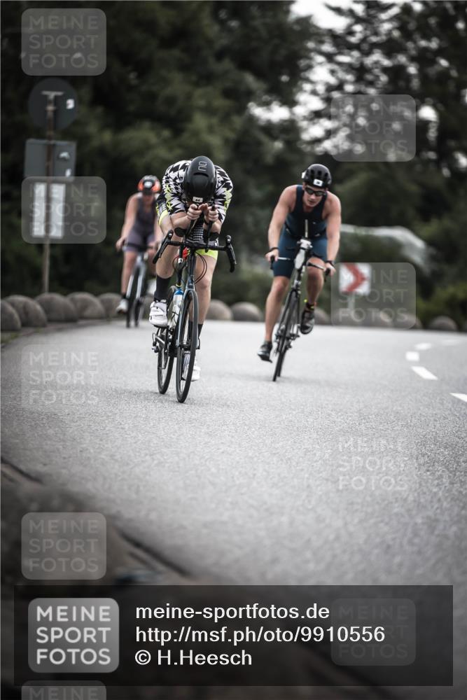 21.06.2026 - 29. Vierlanden-Triathlon H.Heesch http://msf.ph/oto/9910556 21.06.2026 09:34:06 Radfahren 39, 44, 70, 153, 296 meine-sportfotos.de