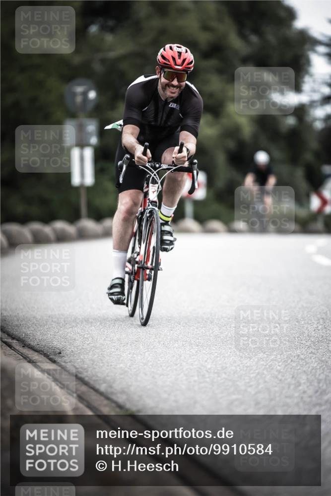 21.06.2026 - 29. Vierlanden-Triathlon H.Heesch http://msf.ph/oto/9910584 21.06.2026 12:00:34 Radfahren 658, 669, 903 meine-sportfotos.de