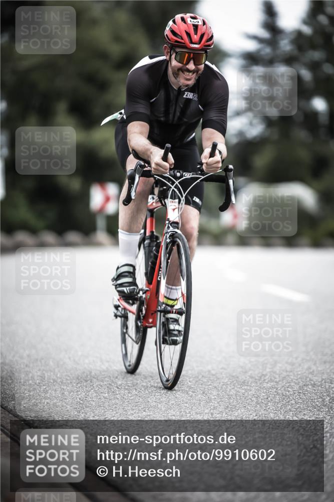 21.06.2026 - 29. Vierlanden-Triathlon H.Heesch http://msf.ph/oto/9910602 21.06.2026 12:00:34 Radfahren 658, 669, 903 meine-sportfotos.de