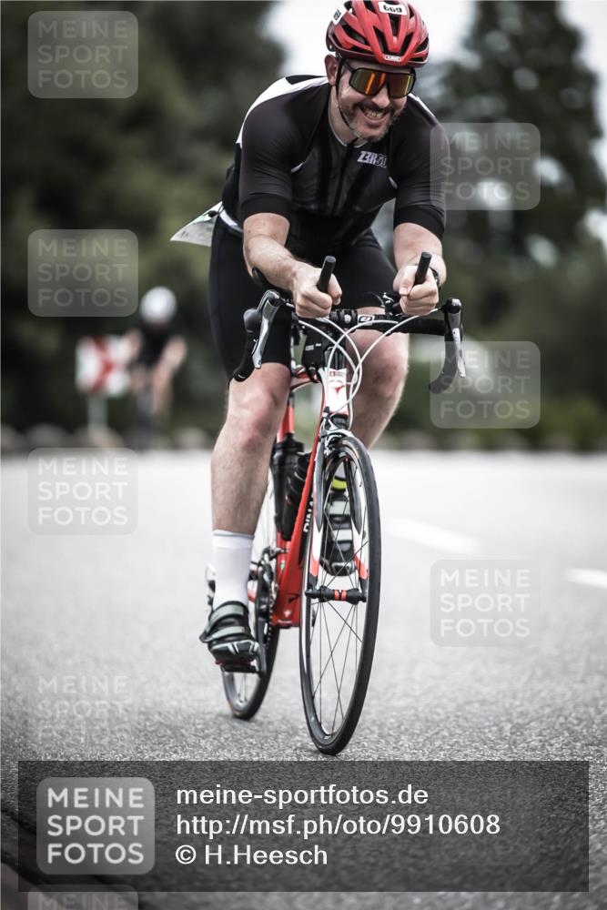 21.06.2026 - 29. Vierlanden-Triathlon H.Heesch http://msf.ph/oto/9910608 21.06.2026 12:00:34 Radfahren 658, 669, 903 meine-sportfotos.de