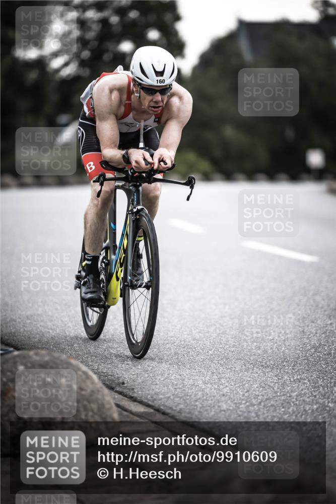 21.06.2026 - 29. Vierlanden-Triathlon H.Heesch http://msf.ph/oto/9910609 21.06.2026 09:34:48 Radfahren 26, 81, 160 meine-sportfotos.de
