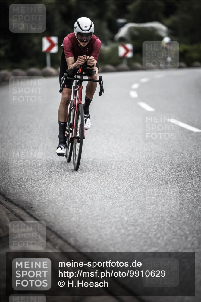 21.06.2026 - 29. Vierlanden-Triathlon H.Heesch http://msf.ph/oto/9910629 21.06.2026 09:35:33 Radfahren 9, 139, 157, 179 meine-sportfotos.de