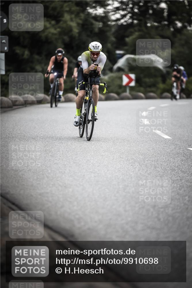 21.06.2026 - 29. Vierlanden-Triathlon H.Heesch http://msf.ph/oto/9910698 21.06.2026 09:35:48 Radfahren 105, 122, 161, 198, 270, 279 meine-sportfotos.de