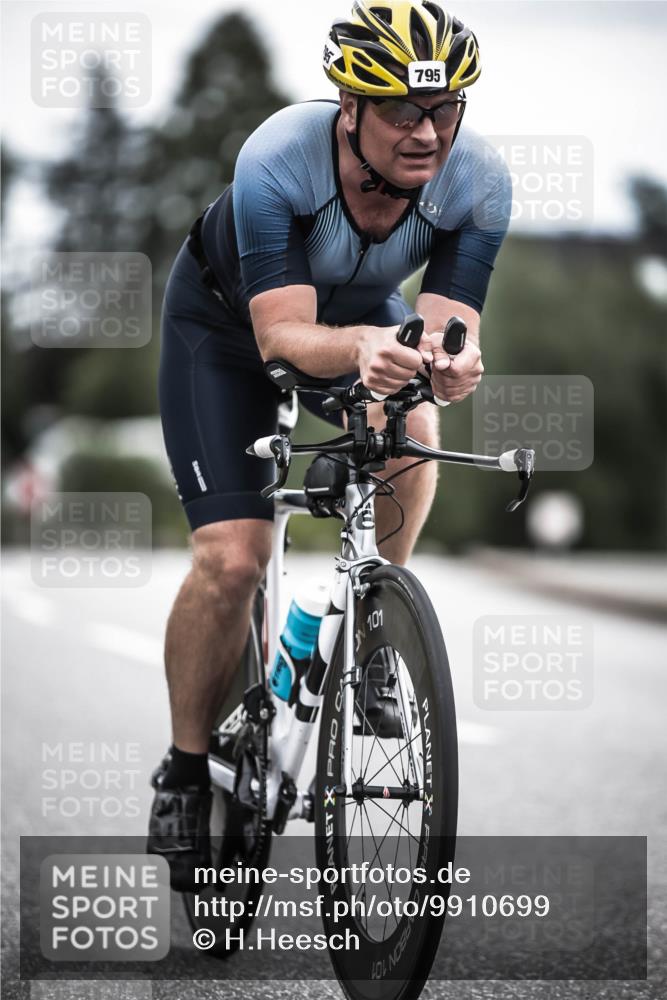 21.06.2026 - 29. Vierlanden-Triathlon H.Heesch http://msf.ph/oto/9910699 21.06.2026 12:00:51 Radfahren 237, 795 meine-sportfotos.de