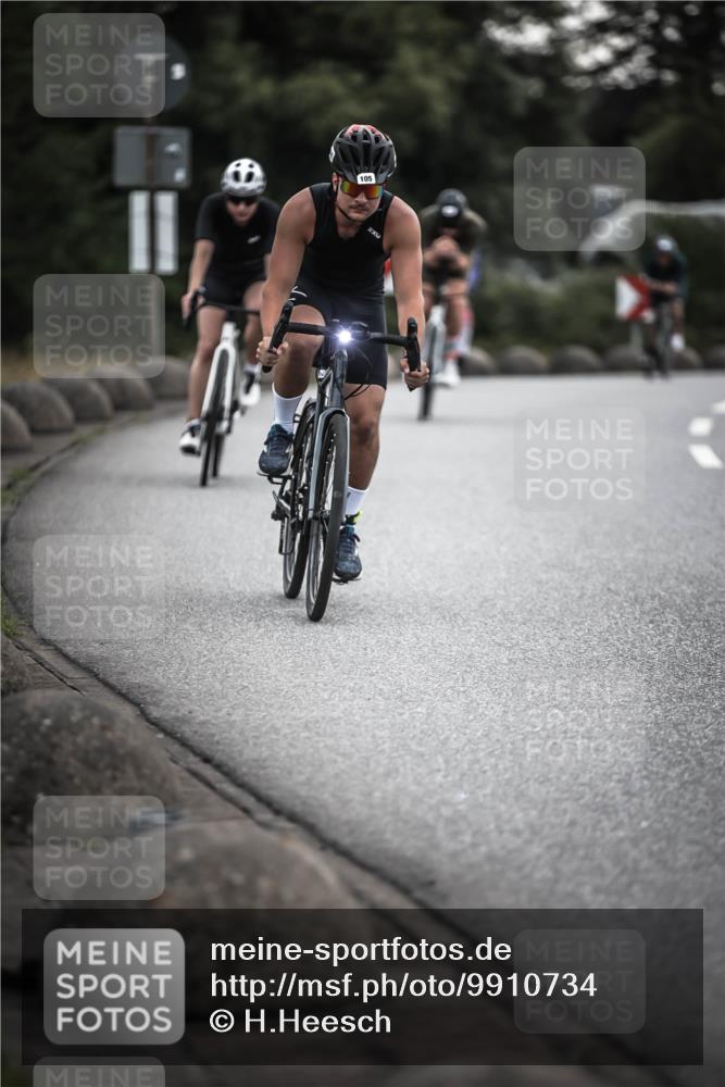 21.06.2026 - 29. Vierlanden-Triathlon H.Heesch http://msf.ph/oto/9910734 21.06.2026 09:35:51 Radfahren 86, 105, 122, 161, 198, 270, 279 meine-sportfotos.de