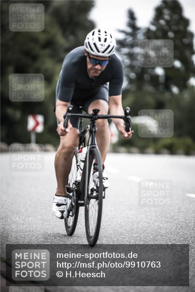 21.06.2026 - 29. Vierlanden-Triathlon H.Heesch http://msf.ph/oto/9910763 21.06.2026 12:01:54 Radfahren 252, 763 meine-sportfotos.de