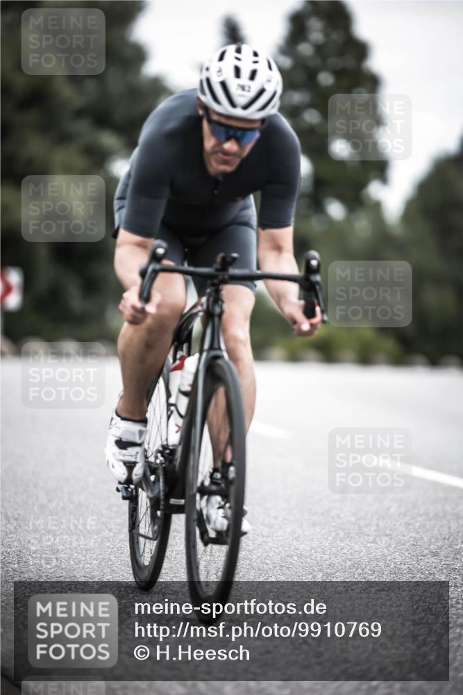 21.06.2026 - 29. Vierlanden-Triathlon H.Heesch http://msf.ph/oto/9910769 21.06.2026 12:01:54 Radfahren 252, 763 meine-sportfotos.de