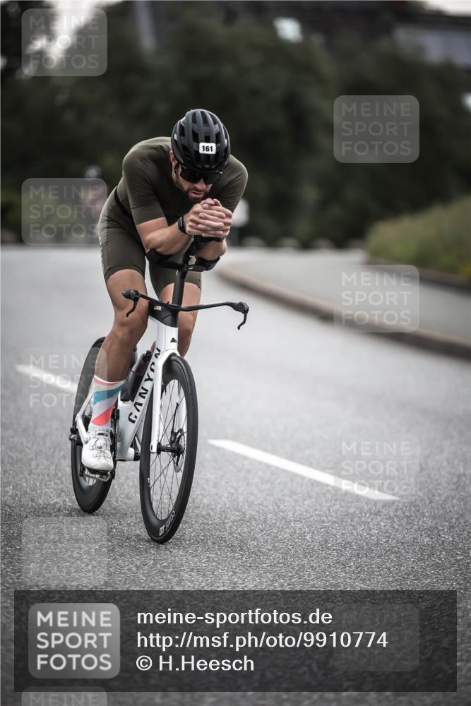 21.06.2026 - 29. Vierlanden-Triathlon H.Heesch http://msf.ph/oto/9910774 21.06.2026 09:35:54 Radfahren 75, 86, 90, 105, 161, 176, 198, 200, 270, 279 meine-sportfotos.de