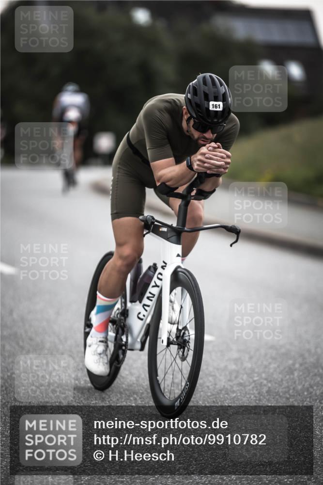 21.06.2026 - 29. Vierlanden-Triathlon H.Heesch http://msf.ph/oto/9910782 21.06.2026 09:35:54 Radfahren 75, 86, 90, 105, 161, 176, 198, 200, 270, 279 meine-sportfotos.de