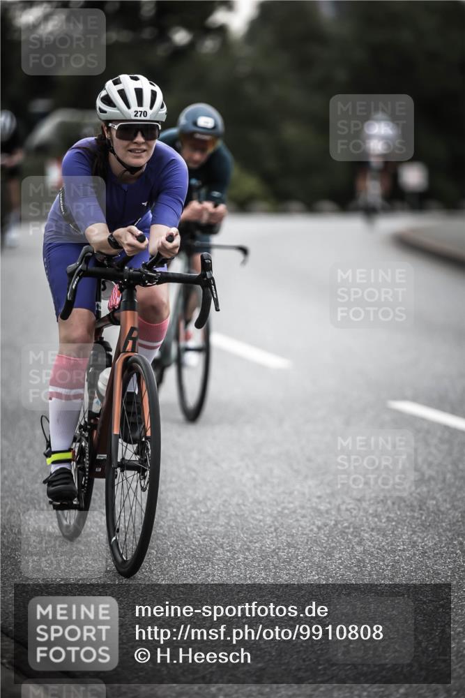 21.06.2026 - 29. Vierlanden-Triathlon H.Heesch http://msf.ph/oto/9910808 21.06.2026 09:35:56 Radfahren 75, 86, 90, 105, 161, 176, 198, 200, 270, 279 meine-sportfotos.de