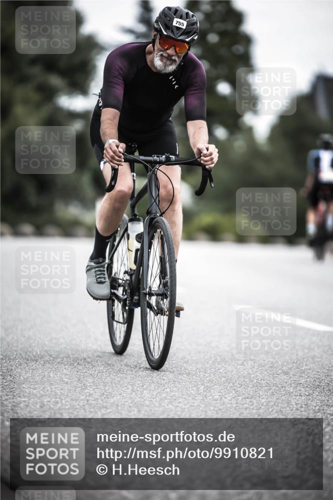 21.06.2026 - 29. Vierlanden-Triathlon H.Heesch http://msf.ph/oto/9910821 21.06.2026 12:02:05 Radfahren 661, 755, 758 meine-sportfotos.de