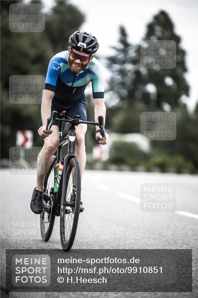 21.06.2026 - 29. Vierlanden-Triathlon H.Heesch http://msf.ph/oto/9910851 21.06.2026 12:02:08 Radfahren 661, 755, 758, 885 meine-sportfotos.de
