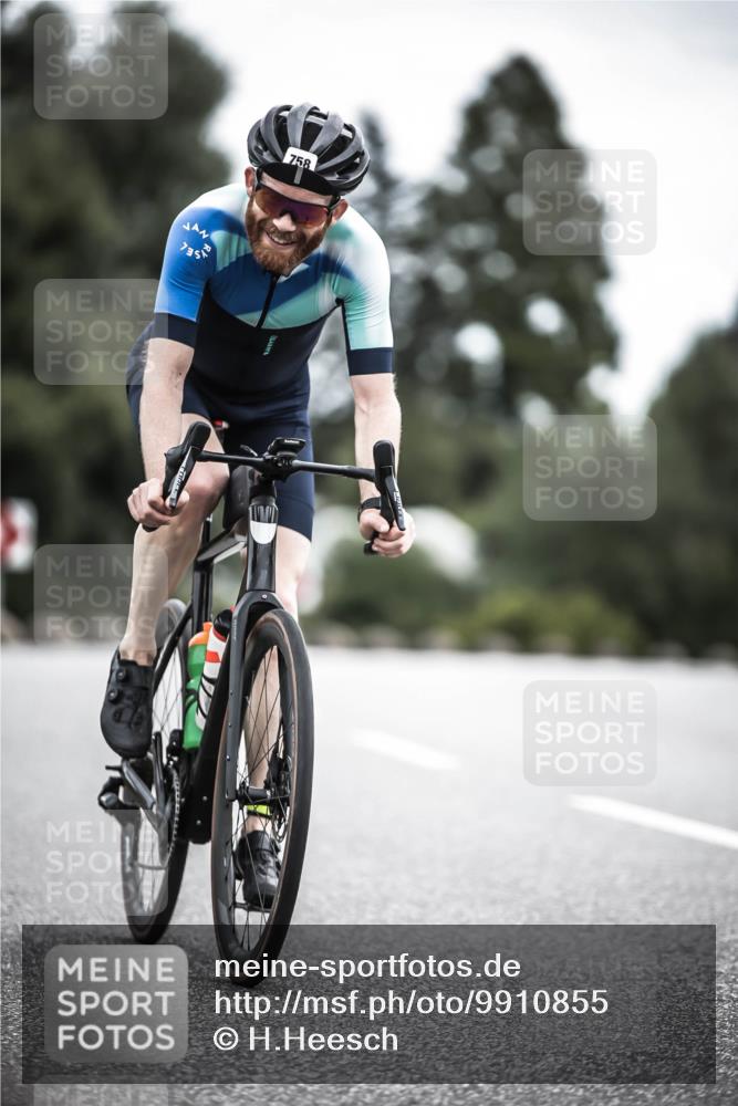 21.06.2026 - 29. Vierlanden-Triathlon H.Heesch http://msf.ph/oto/9910855 21.06.2026 12:02:09 Radfahren 661, 755, 758, 885 meine-sportfotos.de