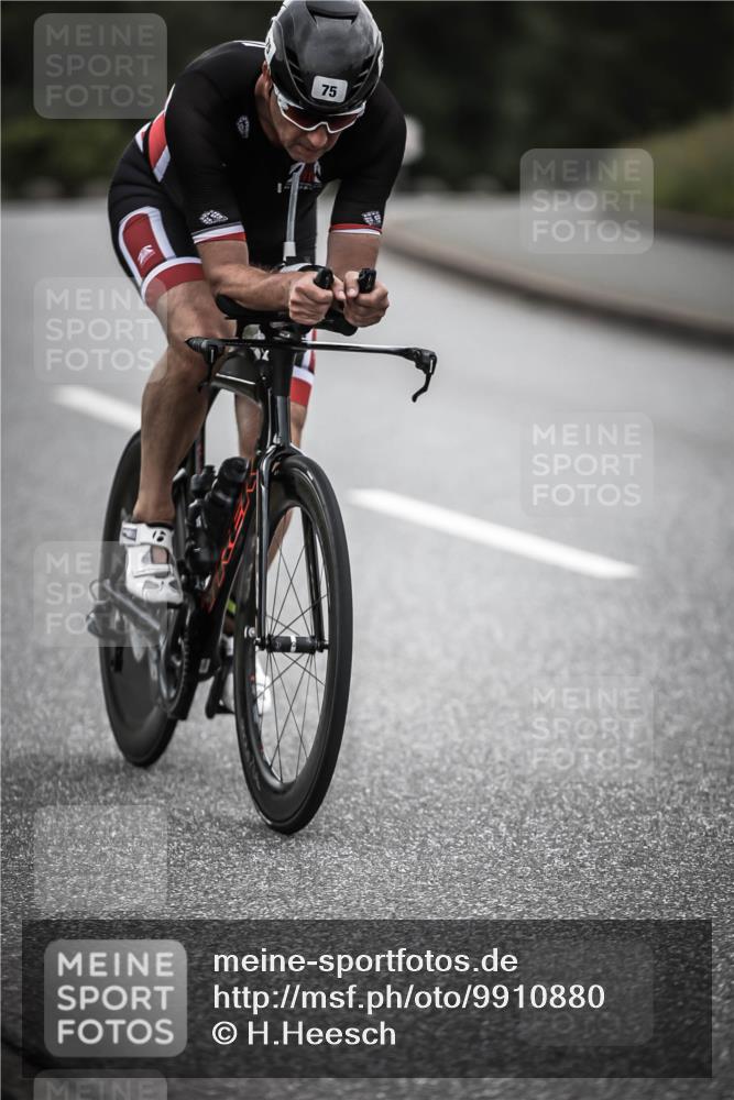 21.06.2026 - 29. Vierlanden-Triathlon H.Heesch http://msf.ph/oto/9910880 21.06.2026 09:36:02 Radfahren 75, 86, 90, 176, 200 meine-sportfotos.de