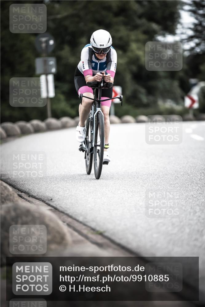 21.06.2026 - 29. Vierlanden-Triathlon H.Heesch http://msf.ph/oto/9910885 21.06.2026 12:02:17 Radfahren 640, 783, 844, 873, 885 meine-sportfotos.de
