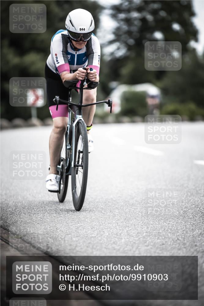 21.06.2026 - 29. Vierlanden-Triathlon H.Heesch http://msf.ph/oto/9910903 21.06.2026 12:02:18 Radfahren 640, 783, 844, 873, 885 meine-sportfotos.de