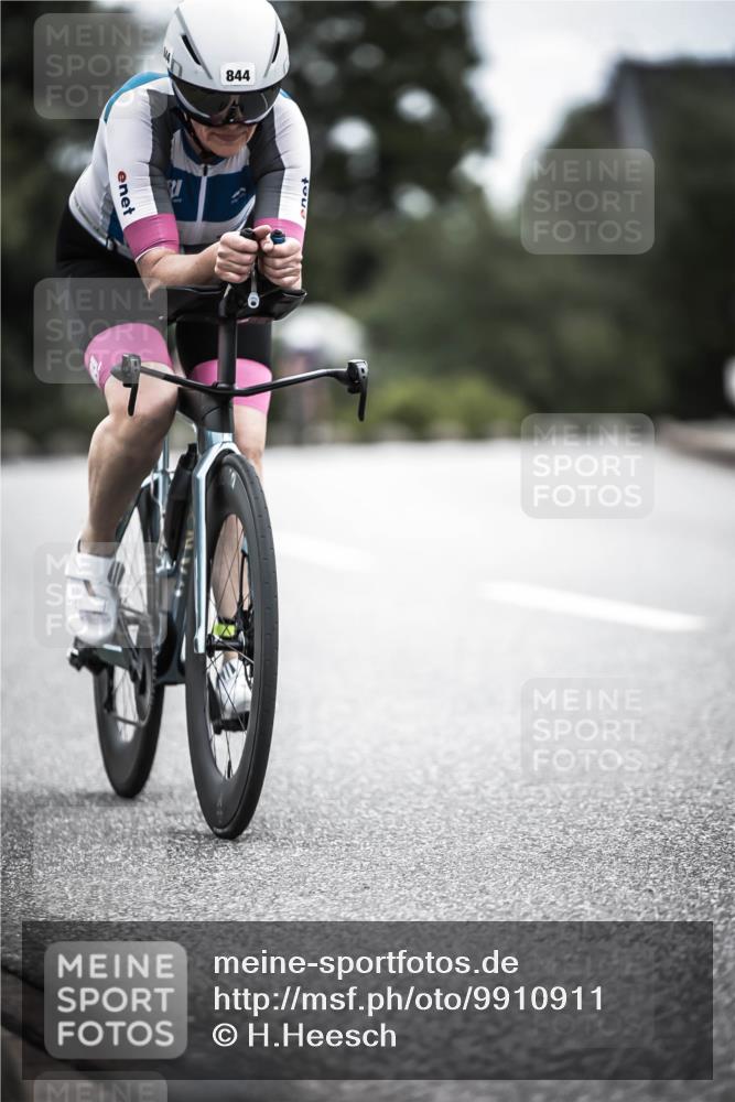 21.06.2026 - 29. Vierlanden-Triathlon H.Heesch http://msf.ph/oto/9910911 21.06.2026 12:02:18 Radfahren 640, 783, 844, 873, 885 meine-sportfotos.de