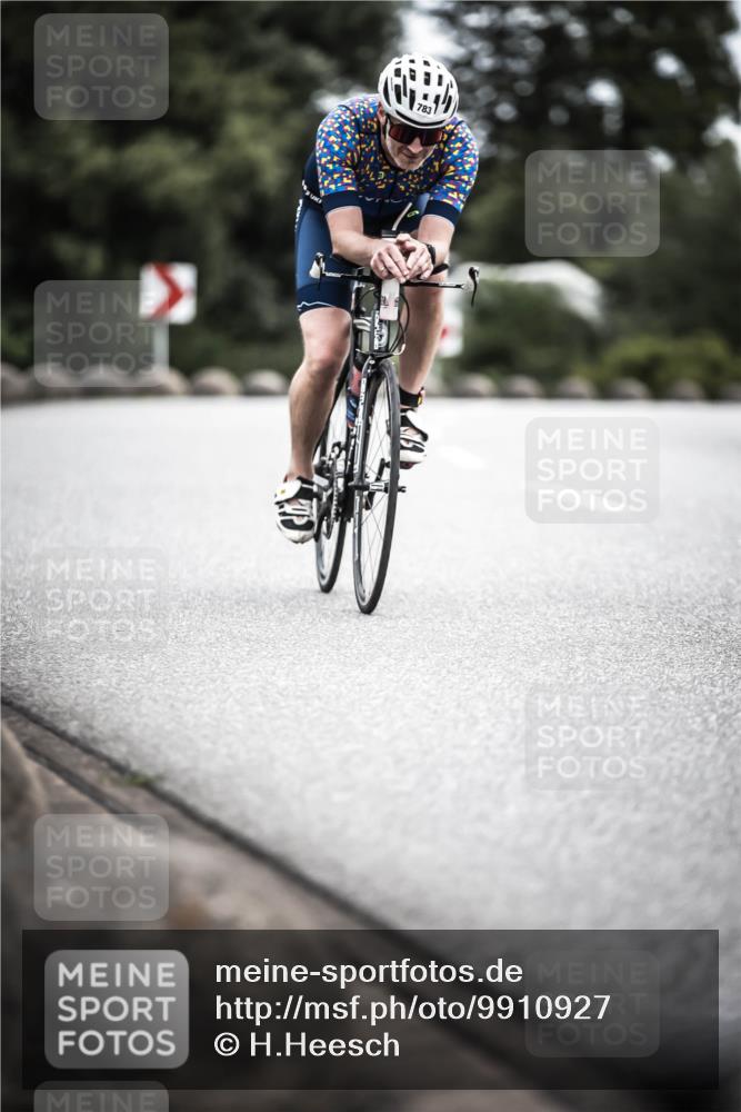 21.06.2026 - 29. Vierlanden-Triathlon H.Heesch http://msf.ph/oto/9910927 21.06.2026 12:02:23 Radfahren 228, 640, 761, 783, 859, 873 meine-sportfotos.de