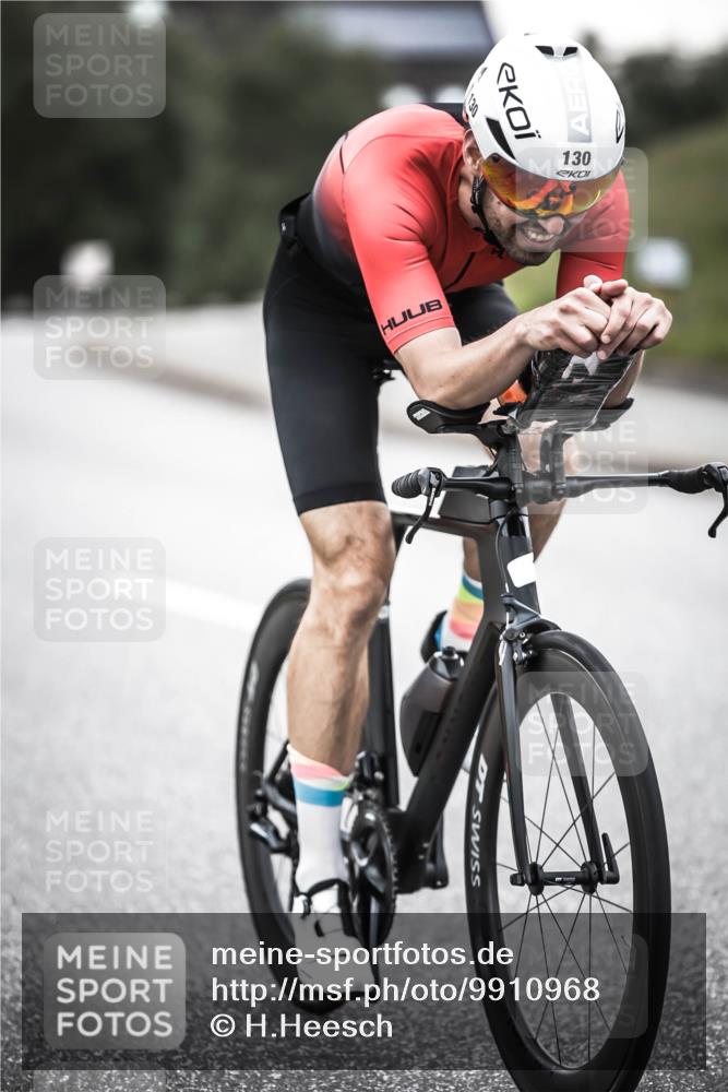 21.06.2026 - 29. Vierlanden-Triathlon H.Heesch http://msf.ph/oto/9910968 21.06.2026 09:36:19 Radfahren 23, 111, 130, 135, 180, 216, 283 meine-sportfotos.de