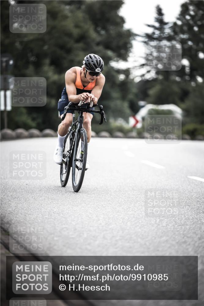 21.06.2026 - 29. Vierlanden-Triathlon H.Heesch http://msf.ph/oto/9910985 21.06.2026 09:26:27 Radfahren 55, 78, 106 meine-sportfotos.de