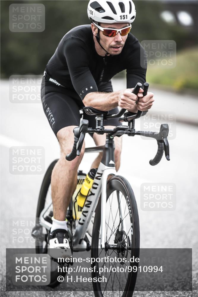 21.06.2026 - 29. Vierlanden-Triathlon H.Heesch http://msf.ph/oto/9910994 21.06.2026 09:36:40 Radfahren 58, 60, 151 meine-sportfotos.de