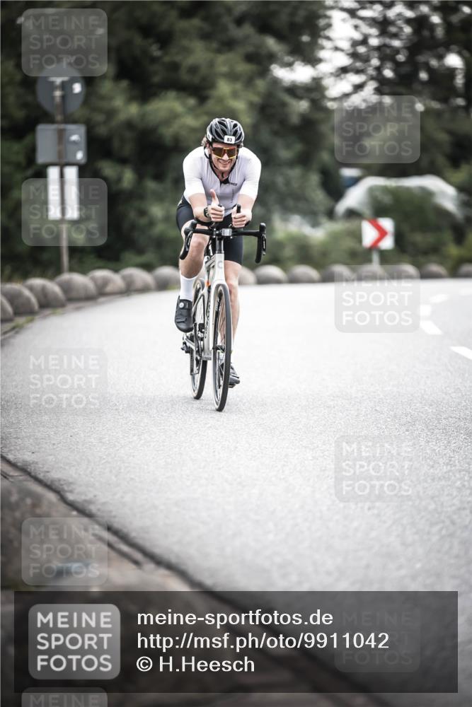 21.06.2026 - 29. Vierlanden-Triathlon H.Heesch http://msf.ph/oto/9911042 21.06.2026 09:37:07 Radfahren 83 meine-sportfotos.de