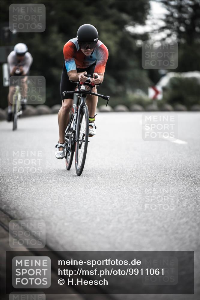 21.06.2026 - 29. Vierlanden-Triathlon H.Heesch http://msf.ph/oto/9911061 21.06.2026 09:26:59 Radfahren 75, 197, 1355 meine-sportfotos.de