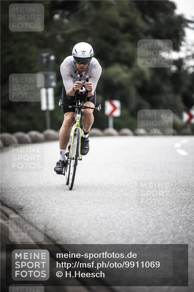 21.06.2026 - 29. Vierlanden-Triathlon H.Heesch http://msf.ph/oto/9911069 21.06.2026 09:27:01 Radfahren 75, 84, 169, 197, 1355 meine-sportfotos.de