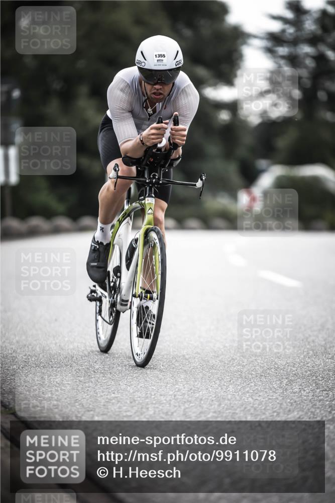 21.06.2026 - 29. Vierlanden-Triathlon H.Heesch http://msf.ph/oto/9911078 21.06.2026 09:27:01 Radfahren 75, 84, 169, 197, 1355 meine-sportfotos.de