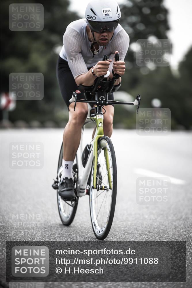 21.06.2026 - 29. Vierlanden-Triathlon H.Heesch http://msf.ph/oto/9911088 21.06.2026 09:27:01 Radfahren 75, 84, 169, 197, 1355 meine-sportfotos.de
