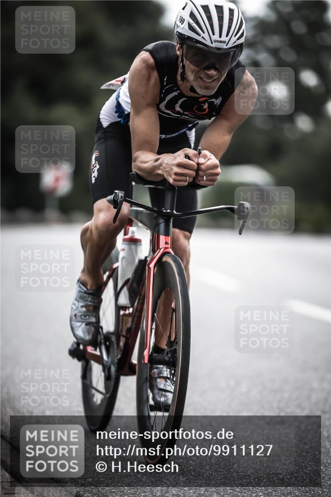 21.06.2026 - 29. Vierlanden-Triathlon H.Heesch http://msf.ph/oto/9911127 21.06.2026 09:27:10 Radfahren 27, 84, 169, 198 meine-sportfotos.de