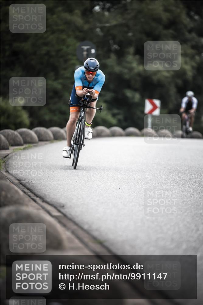 21.06.2026 - 29. Vierlanden-Triathlon H.Heesch http://msf.ph/oto/9911147 21.06.2026 09:27:18 Radfahren 27, 43, 56, 86, 103, 139, 157, 179 meine-sportfotos.de