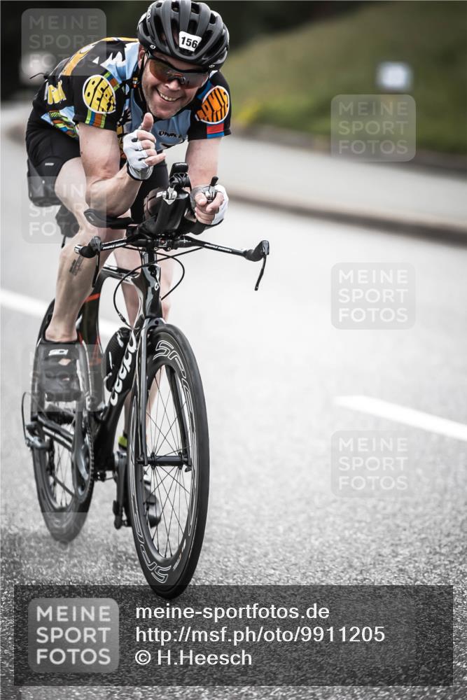 21.06.2026 - 29. Vierlanden-Triathlon H.Heesch http://msf.ph/oto/9911205 21.06.2026 09:37:58 Radfahren 2, 156 meine-sportfotos.de