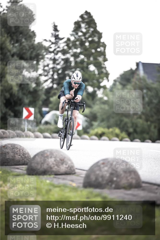 21.06.2026 - 29. Vierlanden-Triathlon H.Heesch http://msf.ph/oto/9911240 21.06.2026 09:39:19 Radfahren 52, 80, 87, 113 meine-sportfotos.de