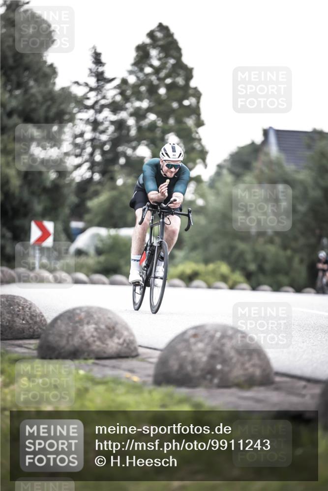 21.06.2026 - 29. Vierlanden-Triathlon H.Heesch http://msf.ph/oto/9911243 21.06.2026 09:39:20 Radfahren 52, 80, 87, 113 meine-sportfotos.de