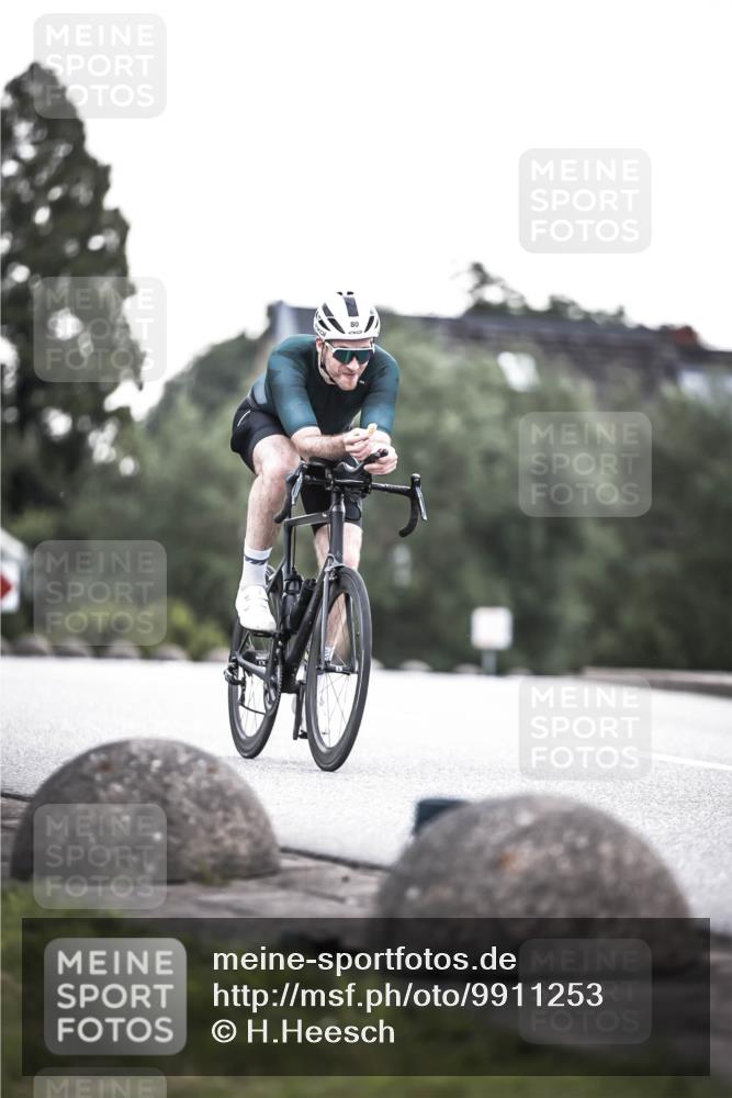 21.06.2026 - 29. Vierlanden-Triathlon H.Heesch http://msf.ph/oto/9911253 21.06.2026 09:39:20 Radfahren 52, 80, 87, 113 meine-sportfotos.de