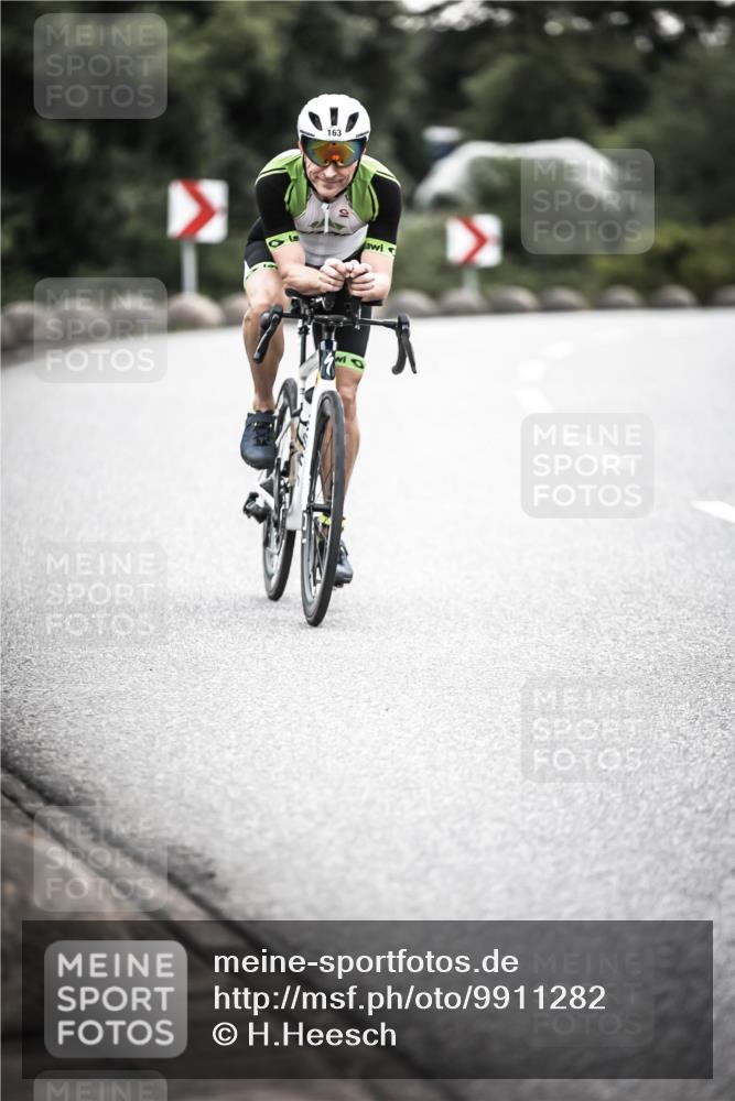 21.06.2026 - 29. Vierlanden-Triathlon H.Heesch http://msf.ph/oto/9911282 21.06.2026 09:39:37 Radfahren 22, 163, 213 meine-sportfotos.de