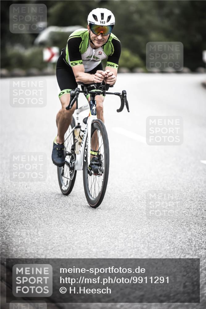 21.06.2026 - 29. Vierlanden-Triathlon H.Heesch http://msf.ph/oto/9911291 21.06.2026 09:39:38 Radfahren 163, 213 meine-sportfotos.de