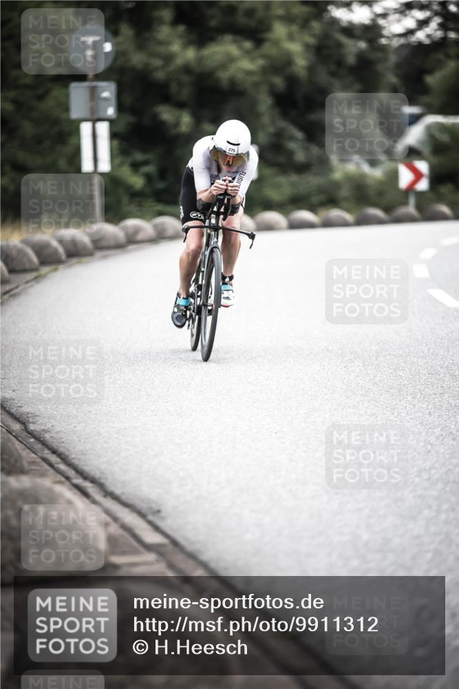 21.06.2026 - 29. Vierlanden-Triathlon H.Heesch http://msf.ph/oto/9911312 21.06.2026 09:39:58 Radfahren 124, 275 meine-sportfotos.de