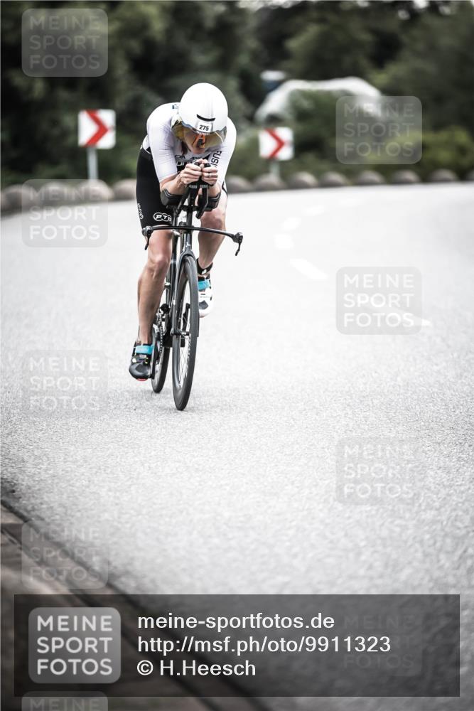 21.06.2026 - 29. Vierlanden-Triathlon H.Heesch http://msf.ph/oto/9911323 21.06.2026 09:39:59 Radfahren 124, 275 meine-sportfotos.de