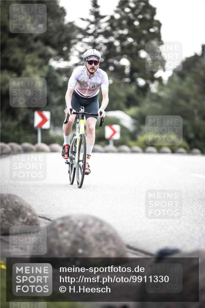 21.06.2026 - 29. Vierlanden-Triathlon H.Heesch http://msf.ph/oto/9911330 21.06.2026 09:40:27 Radfahren 50, 116 meine-sportfotos.de