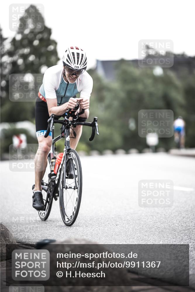 21.06.2026 - 29. Vierlanden-Triathlon H.Heesch http://msf.ph/oto/9911367 21.06.2026 09:40:50 Radfahren 36, 64, 115 meine-sportfotos.de