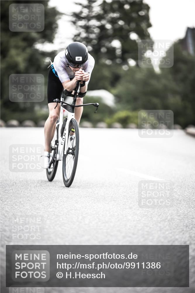21.06.2026 - 29. Vierlanden-Triathlon H.Heesch http://msf.ph/oto/9911386 21.06.2026 09:41:18 Radfahren 8, 47 meine-sportfotos.de