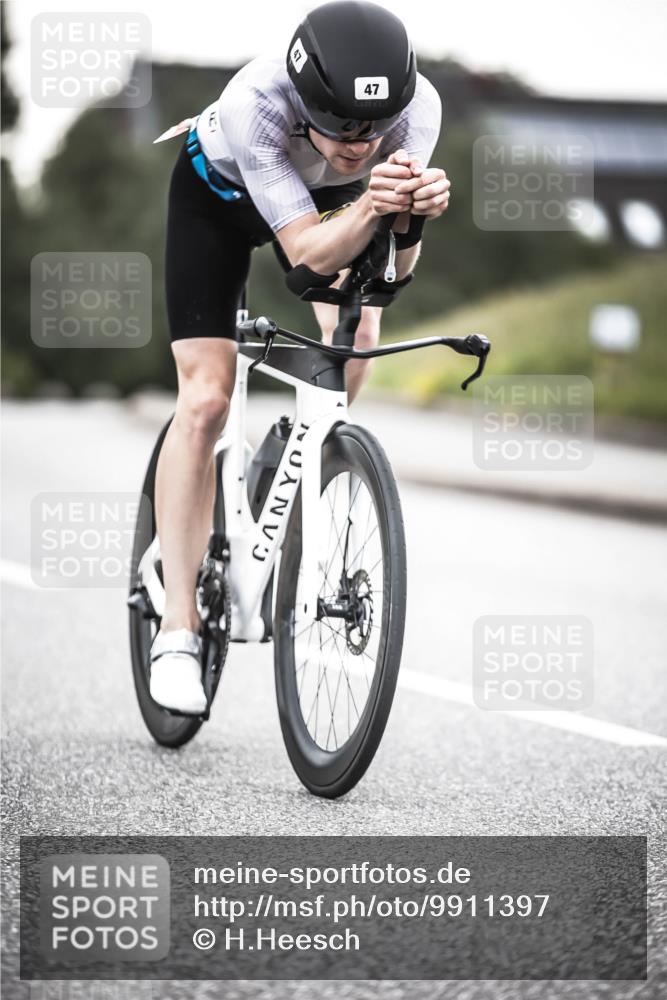 21.06.2026 - 29. Vierlanden-Triathlon H.Heesch http://msf.ph/oto/9911397 21.06.2026 09:41:19 Radfahren 8, 47 meine-sportfotos.de