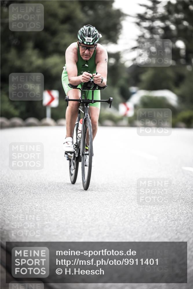 21.06.2026 - 29. Vierlanden-Triathlon H.Heesch http://msf.ph/oto/9911401 21.06.2026 09:41:34 Radfahren 146, 205 meine-sportfotos.de