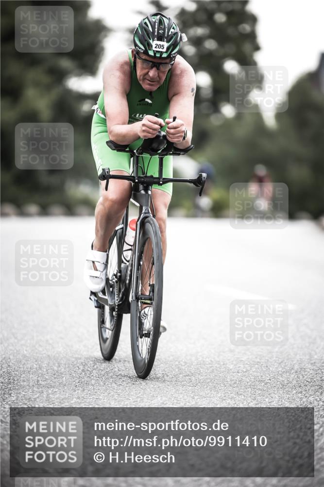 21.06.2026 - 29. Vierlanden-Triathlon H.Heesch http://msf.ph/oto/9911410 21.06.2026 09:41:34 Radfahren 146, 205 meine-sportfotos.de